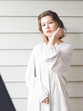 ミディアム 柳下 涼のヘアスタイル