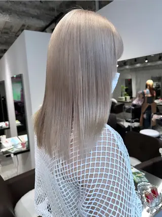 セミロング カラー パーマ ヘアアレンジ ボブ/ダブルカラー 縮毛矯正/支持多数のヘアスタイル