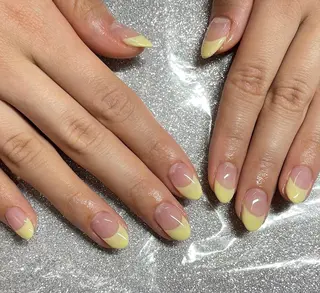 ネイル VIERU 🌈🎀💖のネイルデザイン