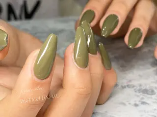 ネイル private salon TOMOMINAILs所属・TOMOMI NAILsのネイルデザイン