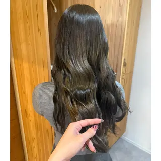 ロング Kulm by luccica所属・Fuka/ レディースカットのヘアスタイル