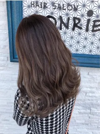 ミディアム カラー 美容室 ソンリエのヘアスタイル