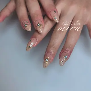 ネイル 恒川 みなみのネイルデザイン