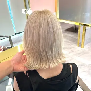 ミディアム カラー LOUIS所属・LOUIS/RIKA /ハイトーンカラーのヘアスタイル