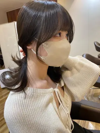 セミロング カラー レイヤーカット /透明感/千葉怜寿のヘアスタイル