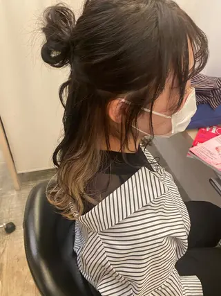 セミロング カラー ヘアアレンジ 野村 莉夏香のヘアスタイル