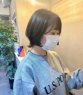 ショート カラー nely所属・kouyo パーマ/ウルフカットのヘアスタイル