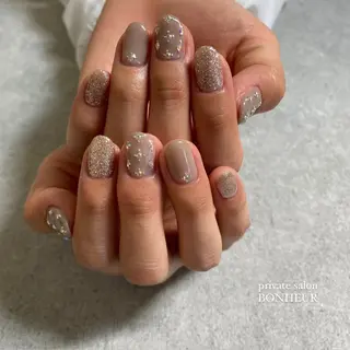 ネイル BONHEUR Annaのネイルデザイン