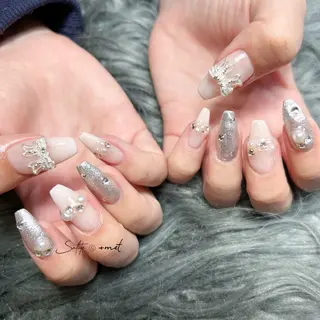 ネイル 渋谷 怜奈のネイルデザイン