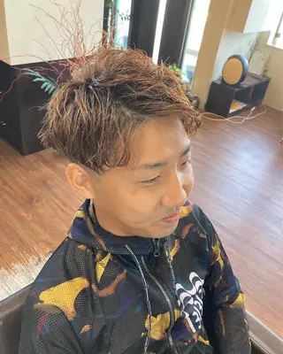 ショート メンズ パーマが得意な【最高 悠斗】のヘアスタイル