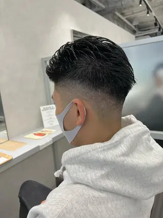 ショート カラー パーマ メンズ kiitos所属・関西センターパート メンズモデル募集のヘアスタイル