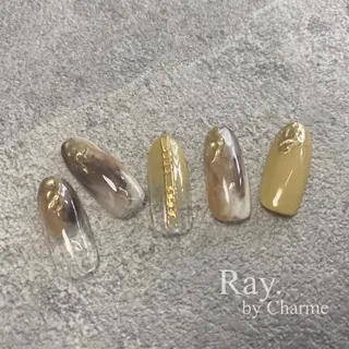ネイル Ray. ／綺麗目ニュアンスのネイルデザイン