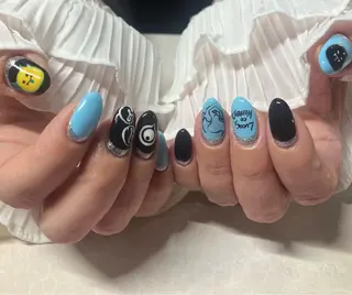 ネイル andulte MAIのネイルデザイン