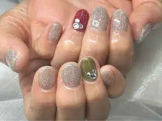 ネイル 鈴木 志歩のネイルデザイン