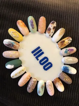 ネイル iiloo aromaworksのネイルデザイン