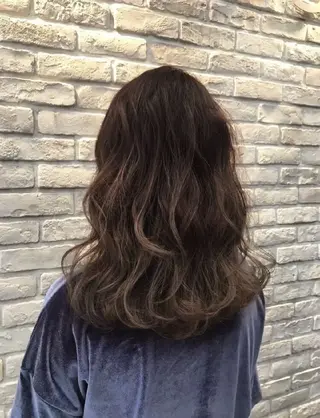 セミロング パーマ IwAsh 中山店所属・iwazaki yoshimiのヘアスタイル