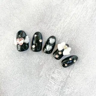 ネイル ゴテゴテ💙ワンホン リオナのネイルデザイン