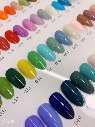 ネイル Miouミオン ネイルサロンのネイルデザイン