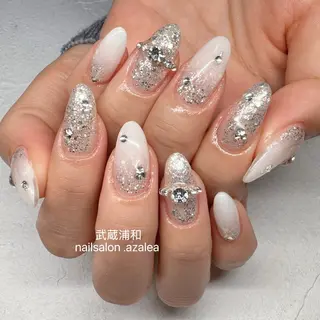 ネイル R inのネイルデザイン