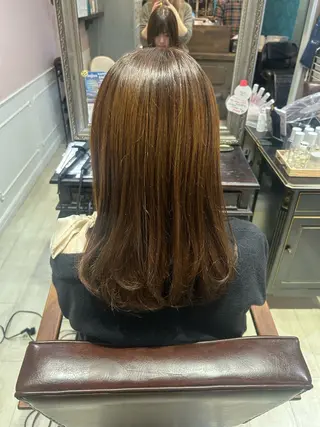 セミロング 暖色カラー｜艶髪｜ 🥨AIKA🥨のヘアスタイル