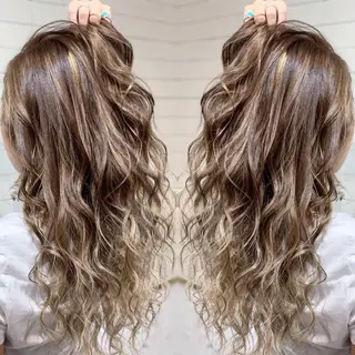 セミロング カラー ヘアアレンジ 髪質改善×ハイトーン 中田啄也のヘアスタイル