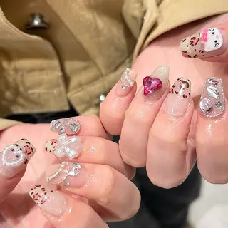 ネイル honoka ガーリーネイル໒꒱のネイルデザイン