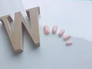 ネイル 指名支持率NO.1 スタイリストのヘアスタイル