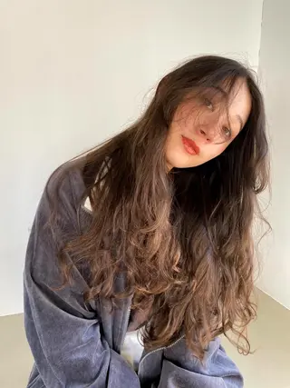 セミロング カラー パーマ CEINE PATHのヘアスタイル