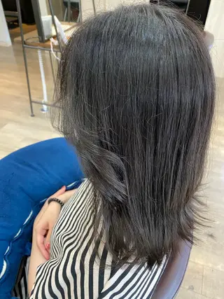 ミディアム ELEN 新百合ヶ丘のヘアスタイル