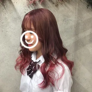 ロング カラー wakana 【ブリーチカラー】のヘアスタイル