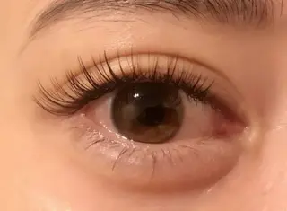 マツエク・マツパ eyelash＆nailstudio BeautyA×Re:NaiL所属・アイリスト SAITOのマツエク・マツパデザイン