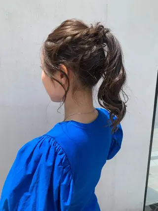 セミロング カラー ヘアアレンジ yuka .のヘアスタイル