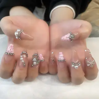 ネイル 💎🐰 saki. m 🐰💎のネイルデザイン