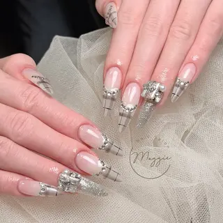 ネイル Maggie Nail🦩のネイルデザイン