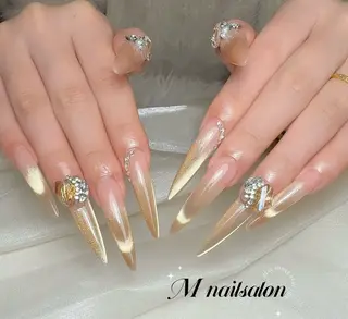 ネイル M🌷nail 長さだし専門店のネイルデザイン