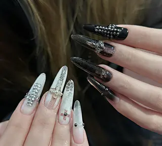 ネイル Pure&Rich Nailのネイルデザイン