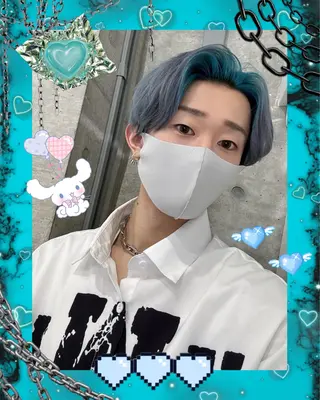 ショート 🍭ハイトーン/ デザインカラー🦄のヘアスタイル