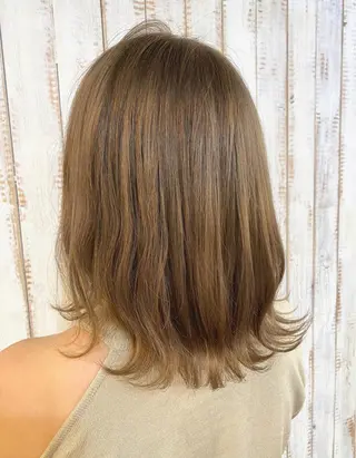 ミディアム カラー 千 田のヘアスタイル