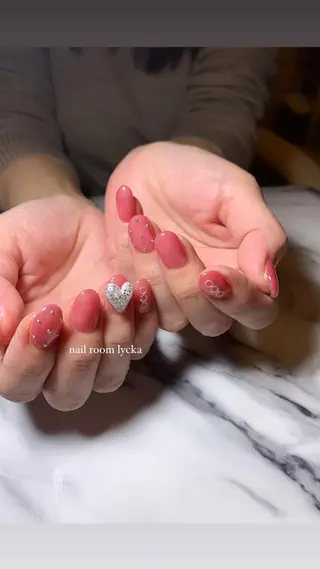 ネイル ﾈｲﾙﾙｰﾑﾘｯｶ 𝐦𝐚𝐲𝐮のネイルデザイン