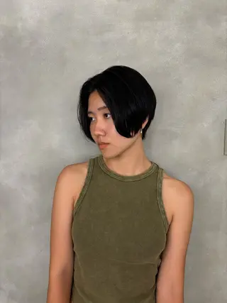 ショート イシカワ シオリのヘアスタイル