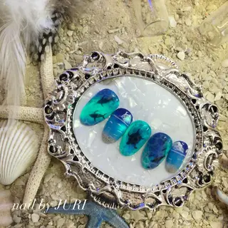 ネイル NEO Beauty Salon所属・𝐍𝐄𝐎 𝐉𝐔𝐑𝐈のネイルデザイン