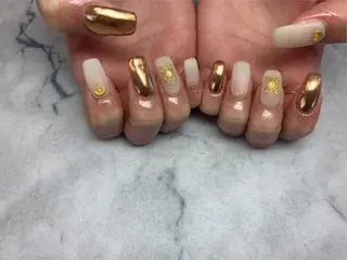 ネイル ネイルリボン 受付スタッフのネイルデザイン