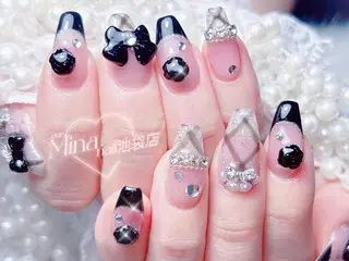 ネイル 🎀まゆ 🪽🐾のネイルデザイン