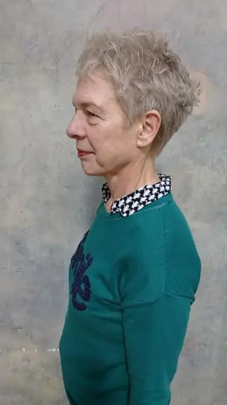 ショート 齋藤  愛美のヘアスタイル