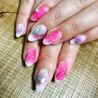 ネイル 安藤 Charlotteのネイルデザイン