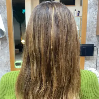 セミロング YELLOW CORN 金沢文庫所属・【金沢文庫4分】髪質 改善/縮毛矯正アラタのヘアスタイル