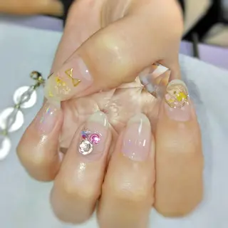 ネイル 柴崎 美幸のネイルデザイン