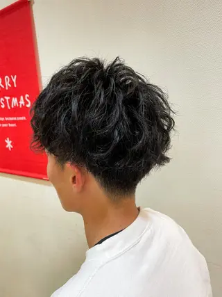 ショート パーマ メンズ メンズパーマ 赤司 泰樹のヘアスタイル