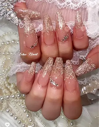 ネイル She   Nail所属・ISA_ BELLAのネイルデザイン