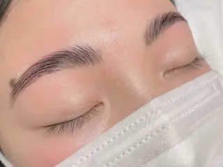 アイブロウ emina 🥣のマツエク・マツパデザイン